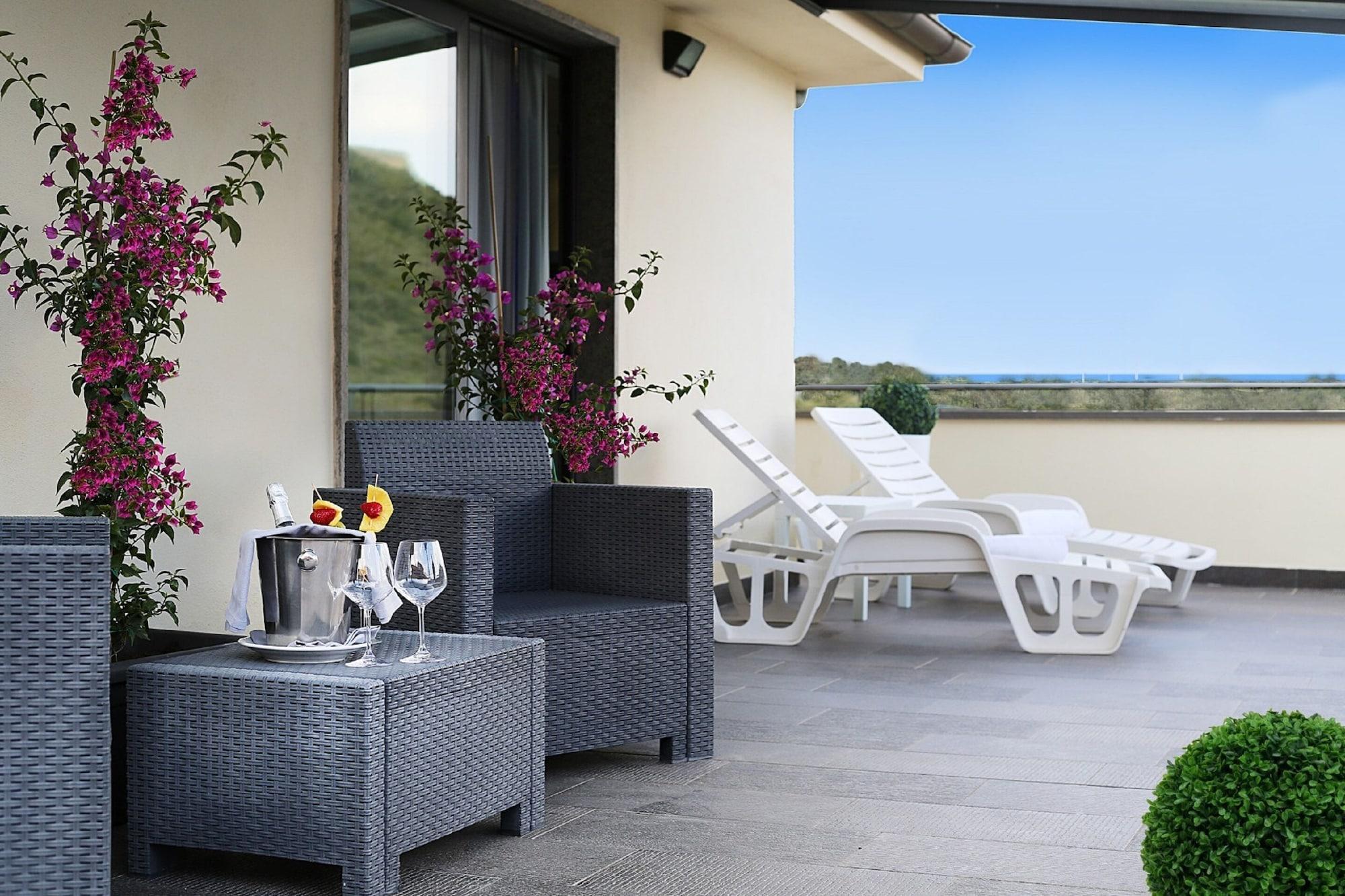 A Point Porto Ercole Resort&Spa Esterno foto
